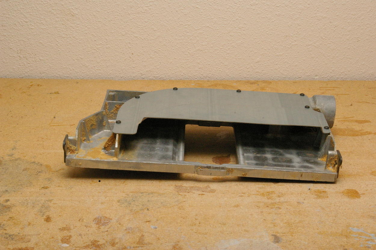 Ryobi BT3000/BT3100
Blade mount housing
$10